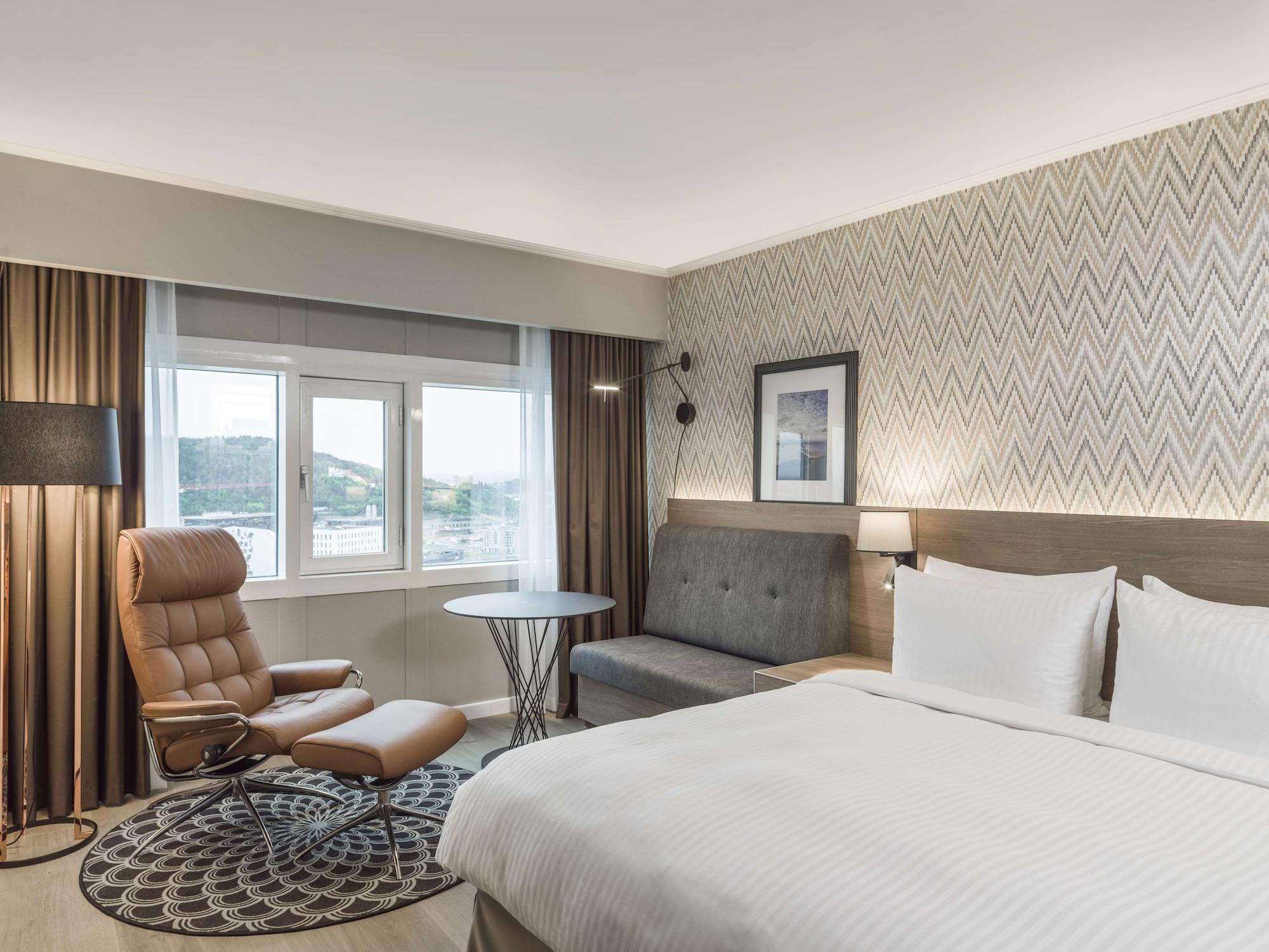 Radisson Blu Plaza Hotel, Hotel Oslo