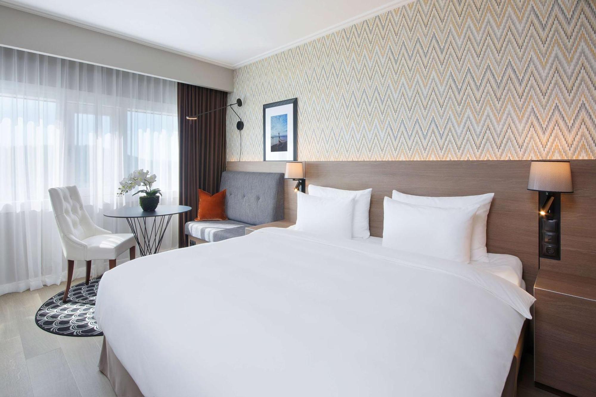 Radisson Blu Plaza Hotel, Hotel Oslo